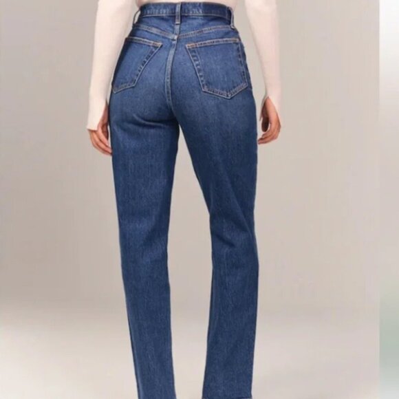 Abercrombie & Fitch Denim - Abercrombie & Fitch The 90s Straight Ultra High  Rise size 34
